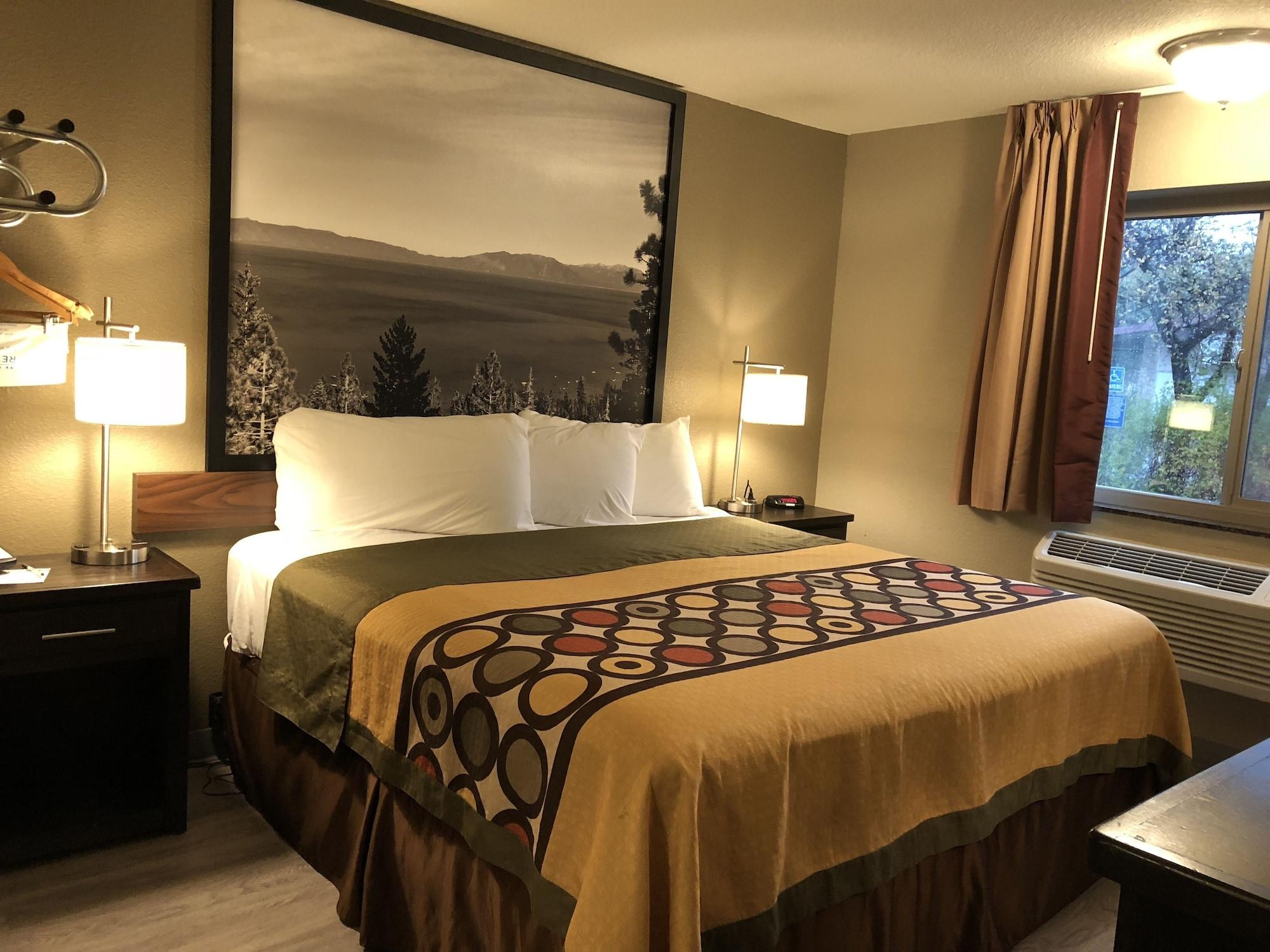 Super 8 By Wyndham Redding Otel Dış mekan fotoğraf